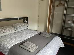 OYO The Bentleys Hotel