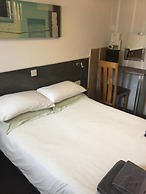 OYO The Bentleys Hotel