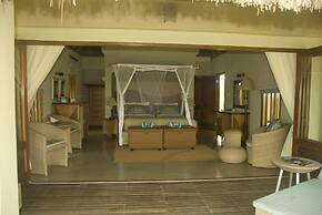 Dugong Beach Lodge