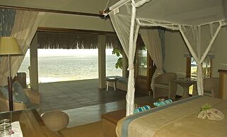 Dugong Beach Lodge