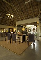 Dugong Beach Lodge
