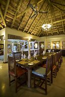 Dugong Beach Lodge