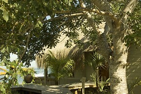 Dugong Beach Lodge