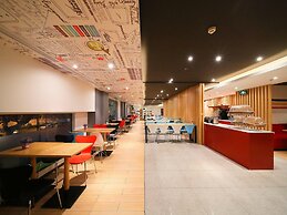 ibis Nanjing Zhonghua