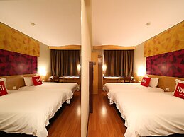 ibis Nanjing Zhonghua