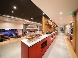 ibis Nanjing Zhonghua