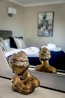 Cricketfield House - Guest House