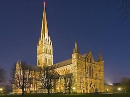 Cricketfield House - Guest House