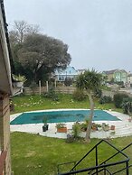 The Belmont Hotel