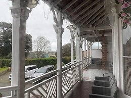 The Belmont Hotel