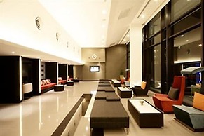 Tsix5 Hotel