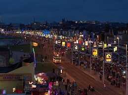 Las Palmas Hotel by the Sea