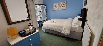 Bowie's Lodge