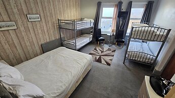 Bowie's Lodge