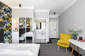 Liv'Inn Aparthotel