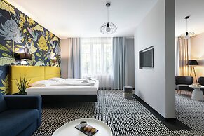 Liv'Inn Aparthotel
