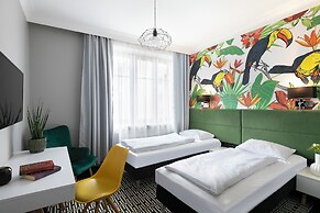 Liv'Inn Aparthotel