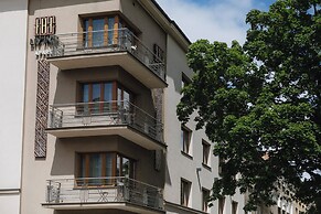 Liv'Inn Aparthotel