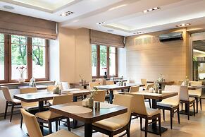 Liv'Inn Aparthotel