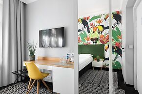 Liv'Inn Aparthotel