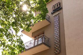 Liv'Inn Aparthotel