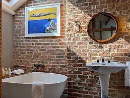 The Cartford Inn