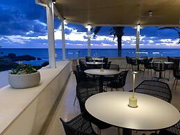 Vrachia Beach Hotel & Suites - Adults only