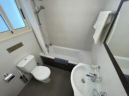 Vrachia Beach Hotel & Suites - Adults only