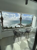 Vrachia Beach Hotel & Suites - Adults only