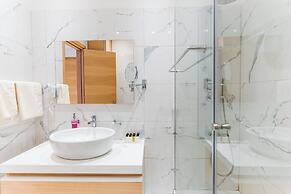 Vrachia Beach Hotel & Suites - Adults only