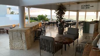 Vrachia Beach Hotel & Suites - Adults only