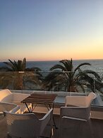 Vrachia Beach Hotel & Suites - Adults only