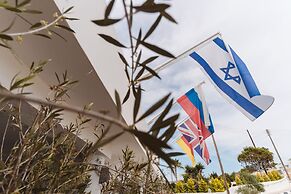 Vrachia Beach Hotel & Suites - Adults only