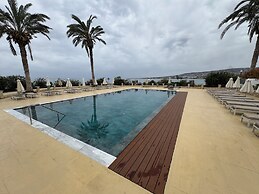 Vrachia Beach Hotel & Suites - Adults only