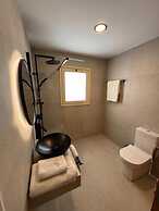 Vrachia Beach Hotel & Suites - Adults only