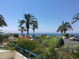 Vrachia Beach Hotel & Suites - Adults only