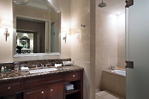 Lotte Hotel Moscow - The Leading Hotels of the World