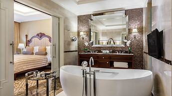 Lotte Hotel Moscow - The Leading Hotels of the World