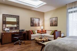 Lotte Hotel Moscow - The Leading Hotels of the World