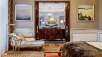 Lotte Hotel Moscow - The Leading Hotels of the World