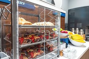 Holiday Inn Express Hotel & Suites St. Robert by IHG
