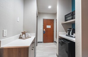 Holiday Inn Express Hotel & Suites St. Robert by IHG