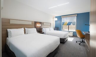 Holiday Inn Express Hotel & Suites St. Robert by IHG
