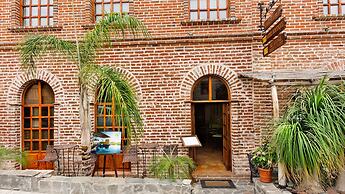 Guaycura Boutique Hotel Beach Club & Spa