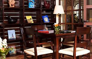 Guaycura Boutique Hotel Beach Club & Spa