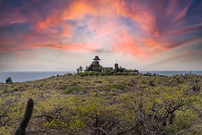 Guaycura Boutique Hotel Beach Club & Spa