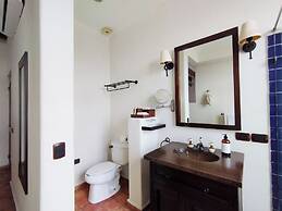 Guaycura Boutique Hotel Beach Club & Spa