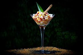 Guaycura Boutique Hotel Beach Club & Spa