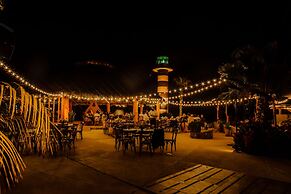 Guaycura Boutique Hotel Beach Club & Spa