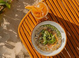 Guaycura Boutique Hotel Beach Club & Spa